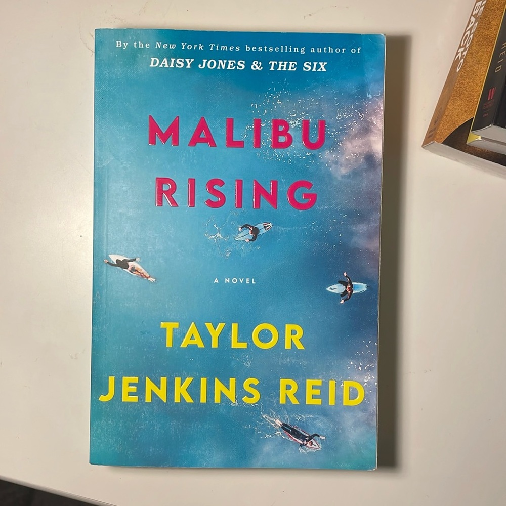 malibu rising - taylor jenkins reid